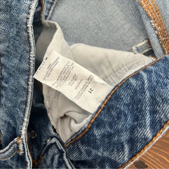 Dynamite Gisele straight leg button-fly cut off jean - Picture 2 of 6